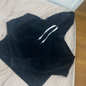 Forever 21 velvet cropped hoodie